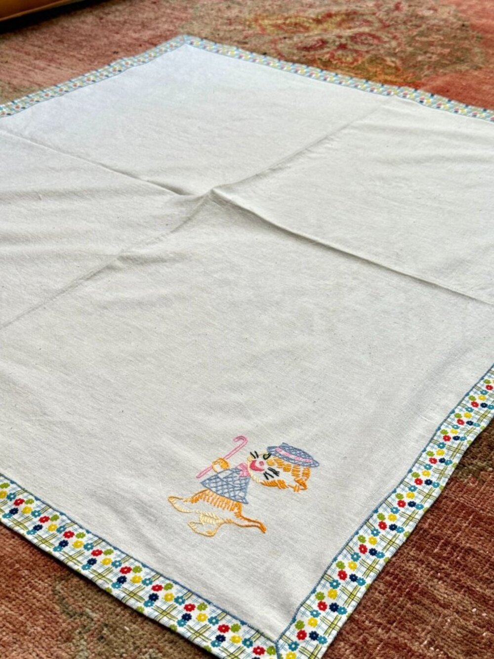 Vintage 1960s Cotton Crib Coverlet With Embroidered Cat
